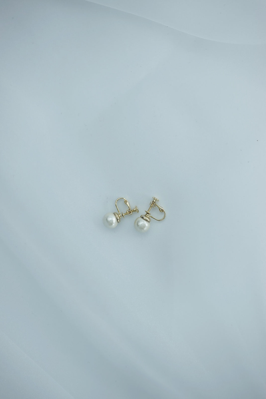 COTTON PEARL EARRING -10mm