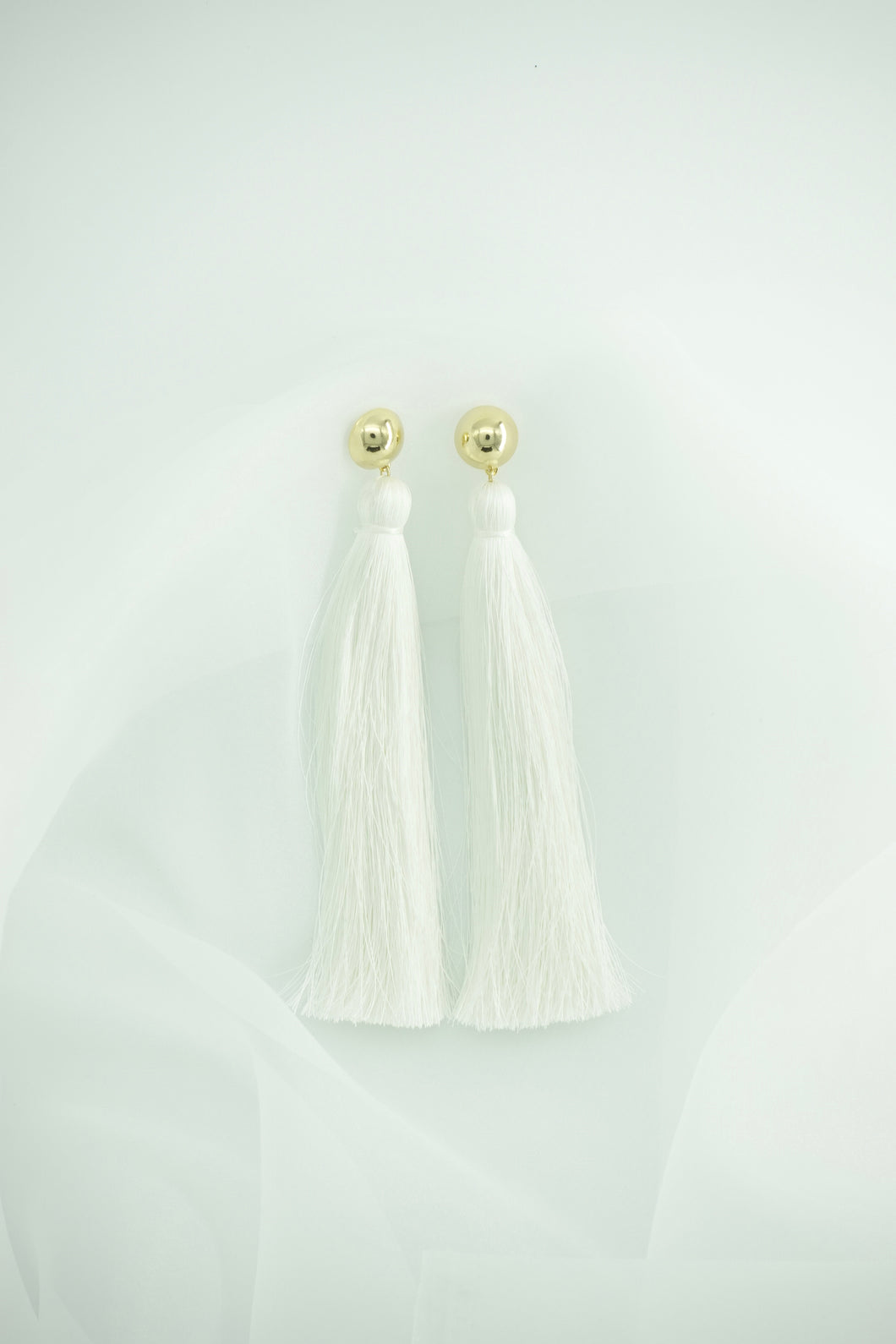 BIG TASSEL EARRINGS/PIERCE